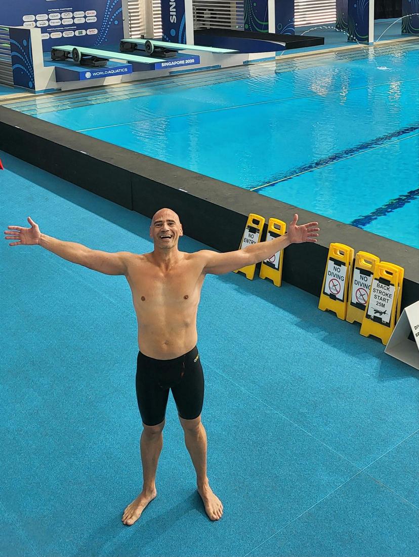 Bogdan competing at World Aquatics Masters Championships in Singapore